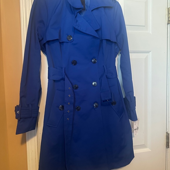 blue jacket - Picture 2 of 5